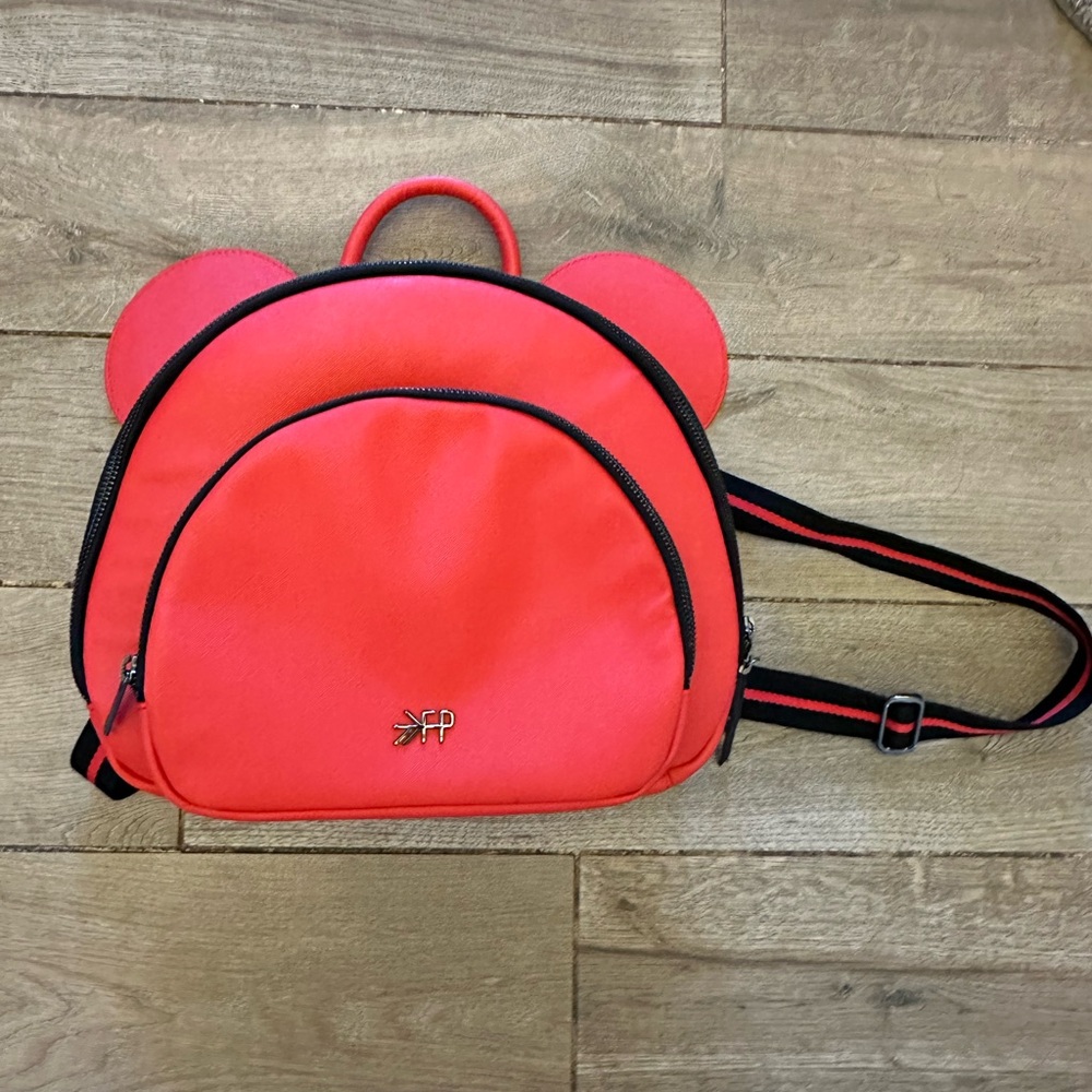 Red Compact Dome-Shaped Bag